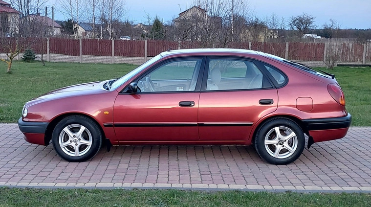 Toyota Corolla cena 11500 przebieg: 218000, rok produkcji 1998 z Alwernia małe 667